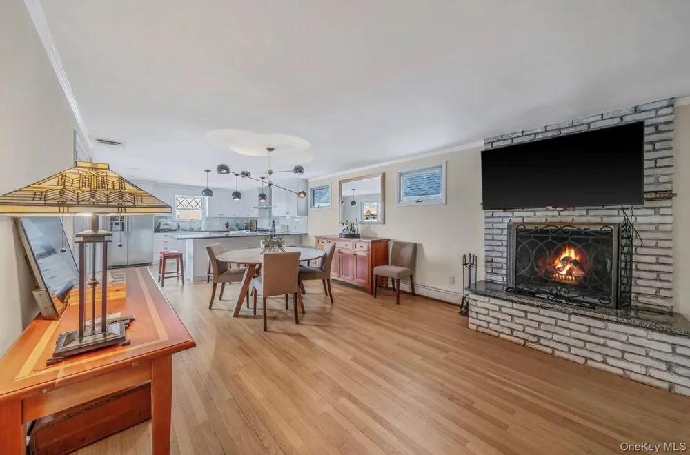 105 Vermont Street #Upper Long Beach, NY 11561