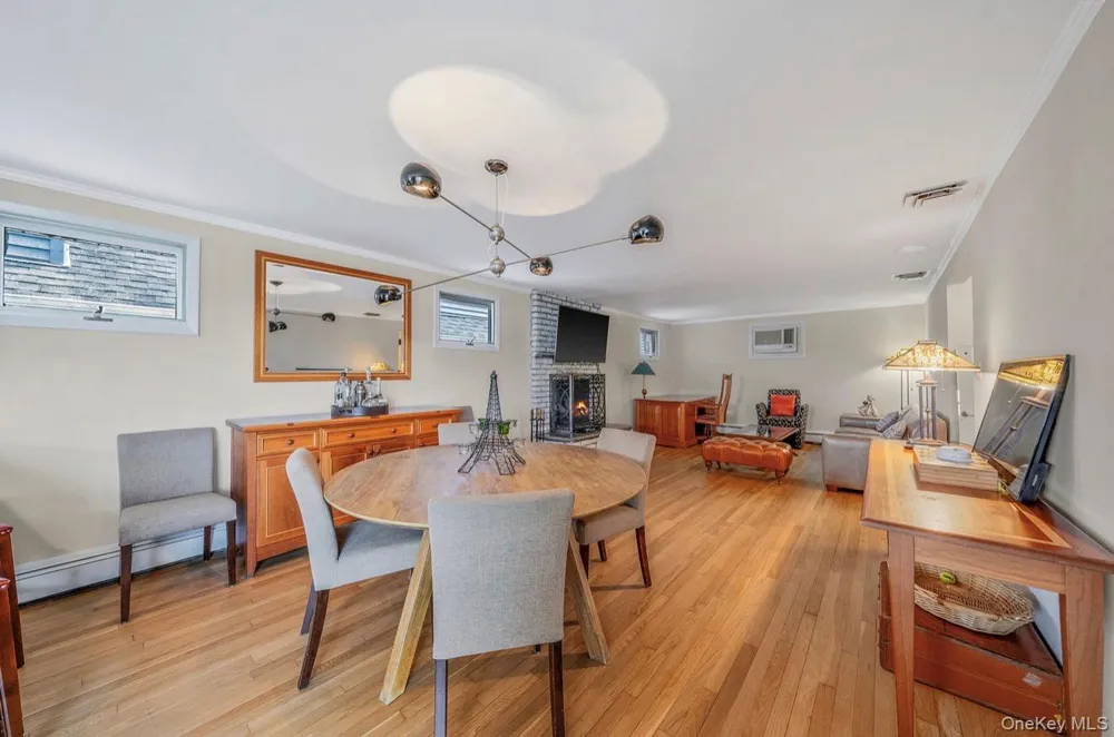 105 Vermont Street #Upper Long Beach, NY 11561