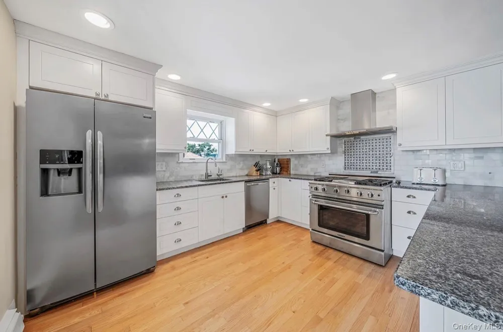 105 Vermont Street #Upper Long Beach, NY 11561