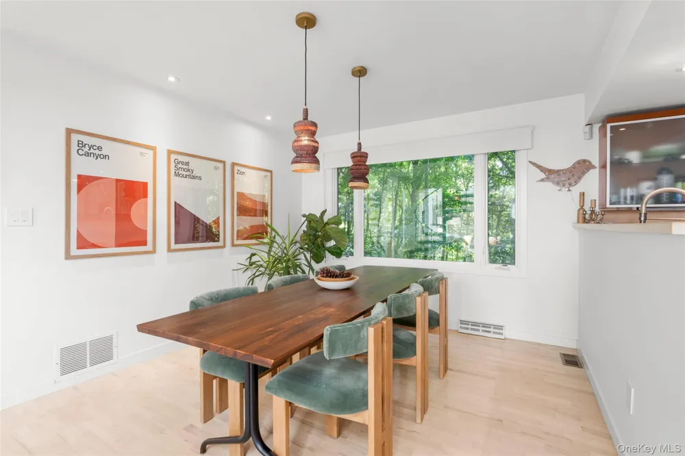 33 Dry Pond Road Cold Spring, NY 10516