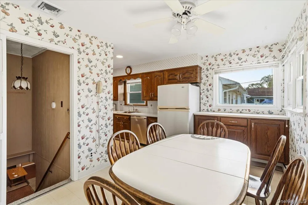 1426 MEADOW LANE Seaford, NY 11783