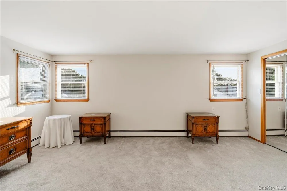 1426 MEADOW LANE Seaford, NY 11783