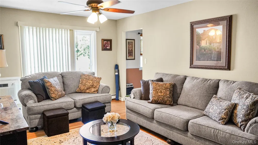 260-56 Waverly Ave #56 Patchogue, NY 11772