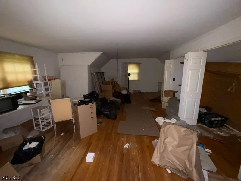 5 Rocky Heights Rd Denville, NJ 07950