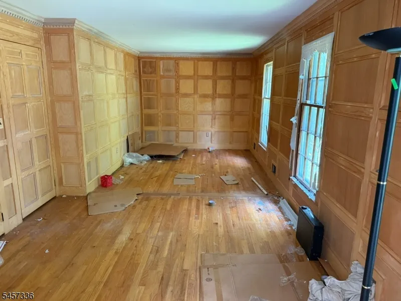 5 Rocky Heights Rd Denville, NJ 07950