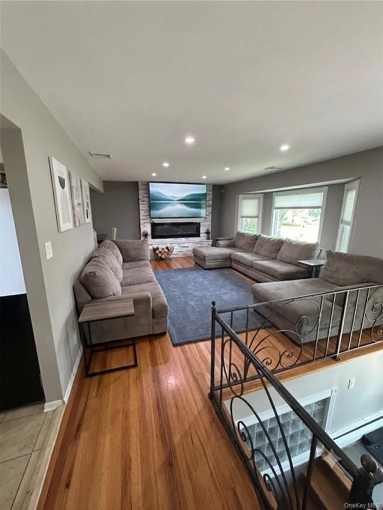 6 Raphael Street Huntington, NY 11746