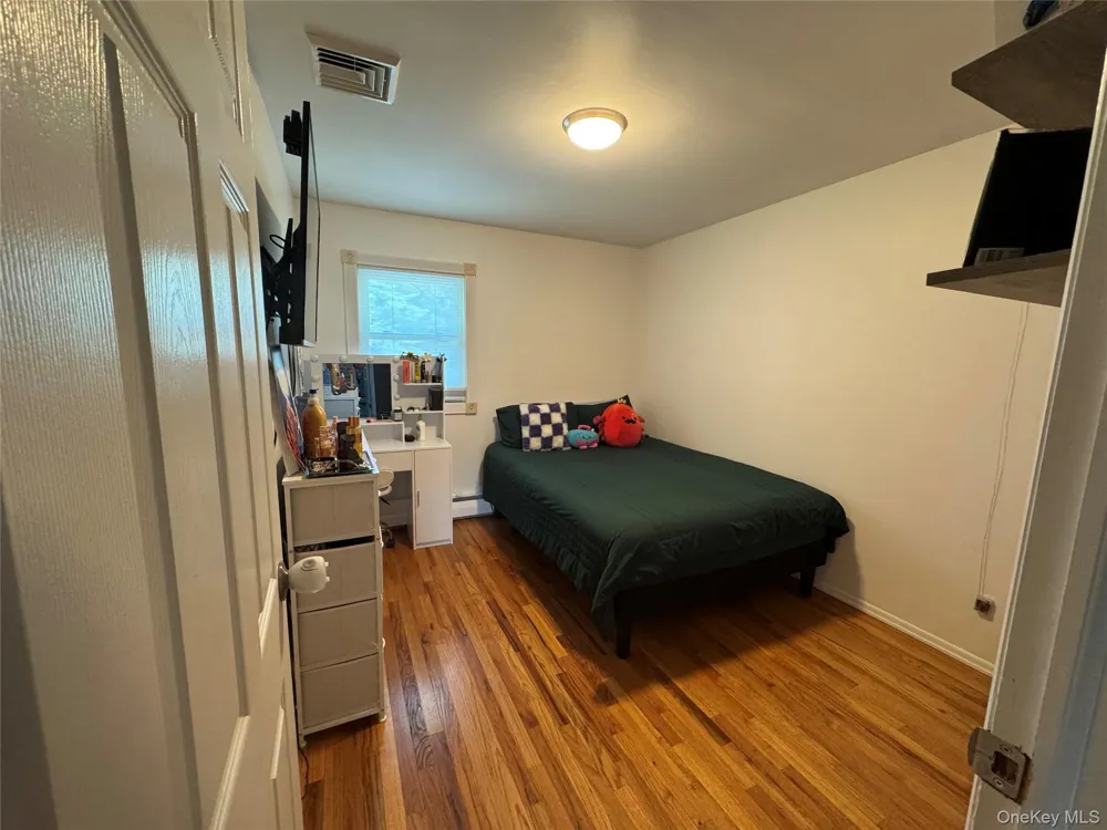 6 Raphael Street Huntington, NY 11746