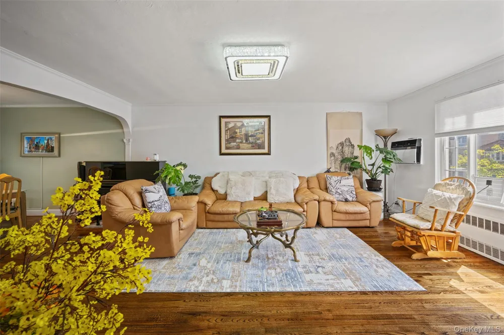 75-31 Furmanville Avenue Middle Village, NY 11379