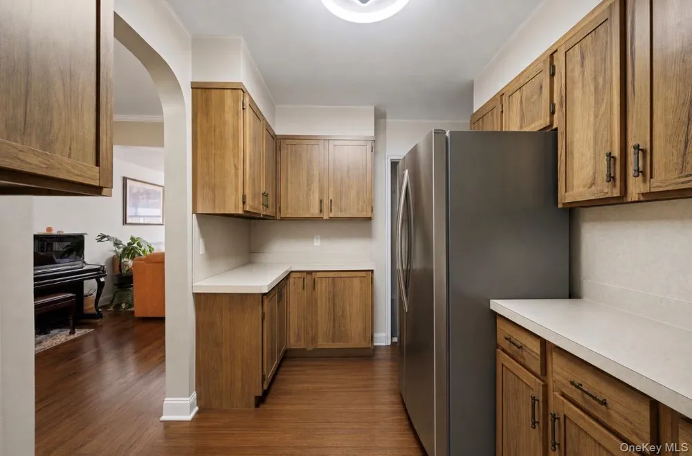 75-31 Furmanville Avenue Middle Village, NY 11379