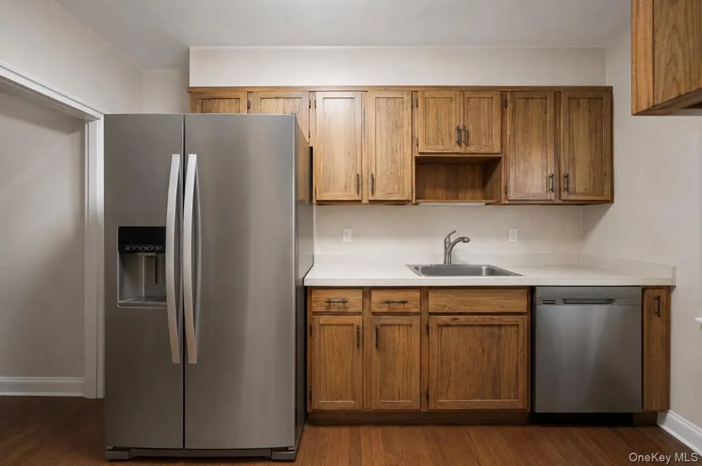 75-31 Furmanville Avenue Middle Village, NY 11379