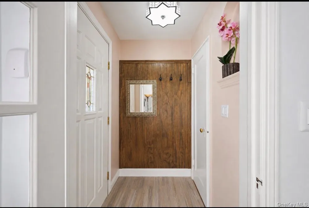75-31 Furmanville Avenue Middle Village, NY 11379