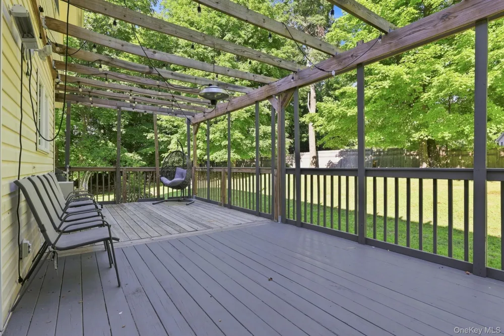 2 Belmar Court Suffern, NY 10901