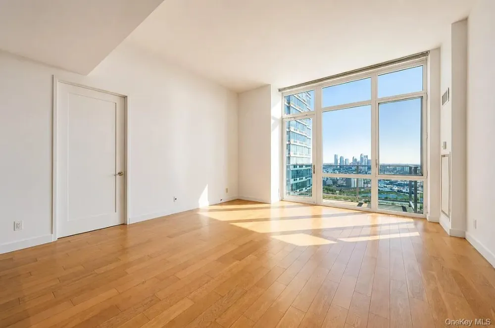 22 6th Street #4D Brooklyn, NY 11249