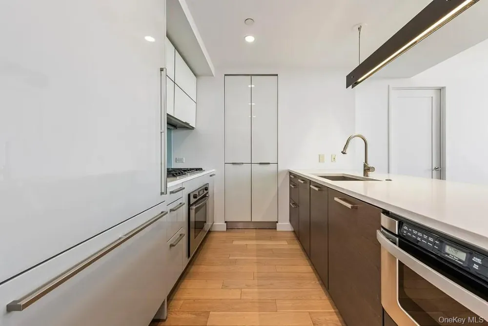 22 6th Street #4D Brooklyn, NY 11249