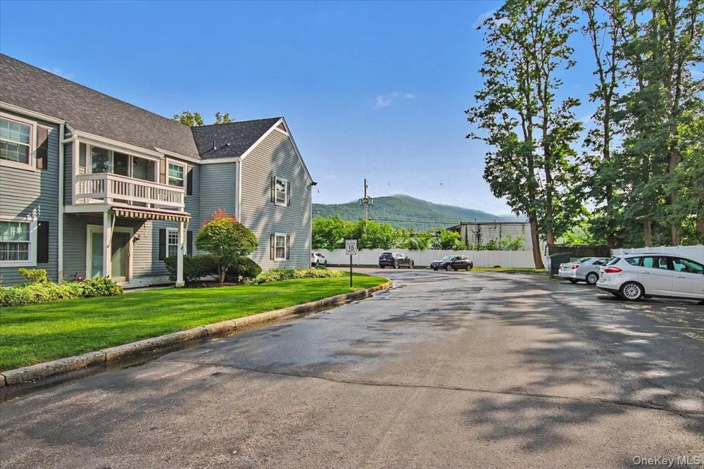 902 Commons Way #D Fishkill, NY 12524