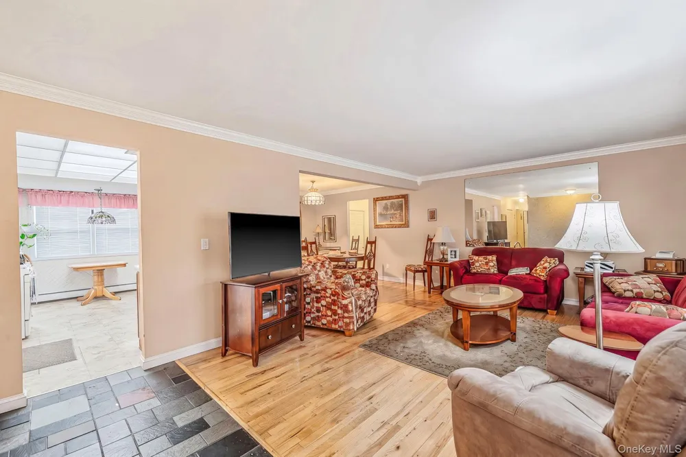 2345 Louis Kossuth Avenue Ronkonkoma, NY 11779