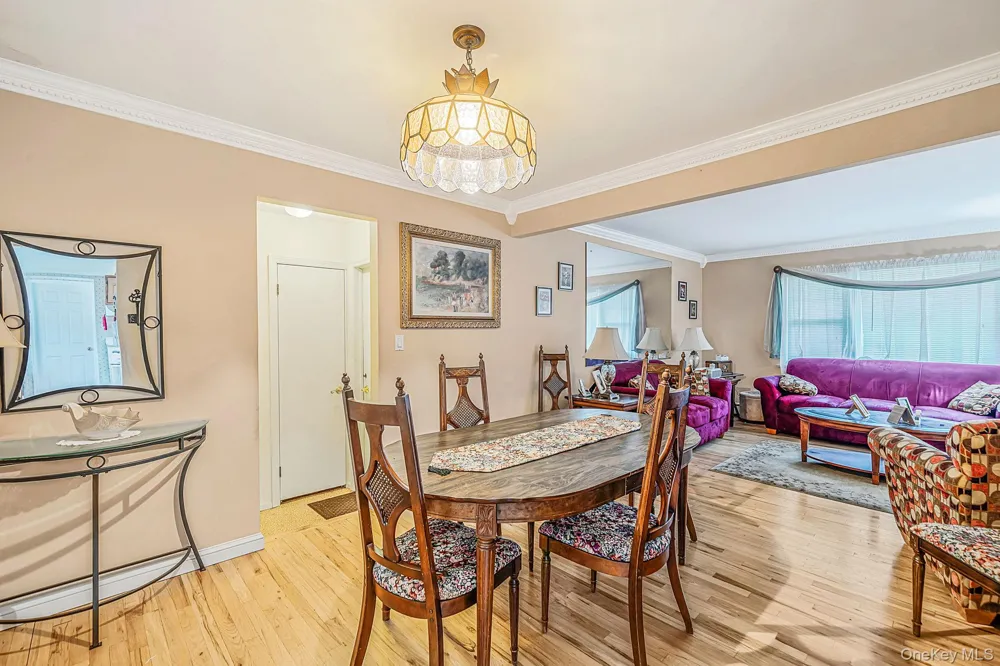 2345 Louis Kossuth Avenue Ronkonkoma, NY 11779