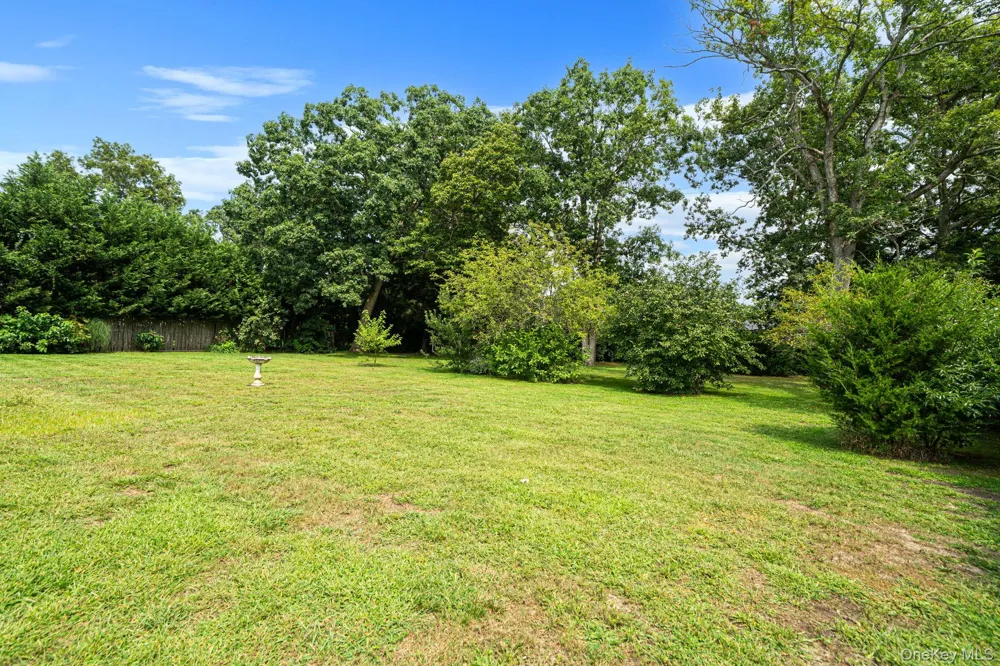 2345 Louis Kossuth Avenue Ronkonkoma, NY 11779