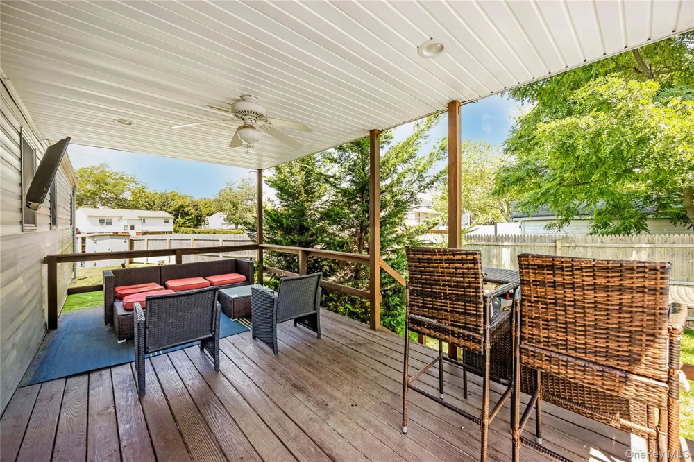 2401 Wave Avenue Medford, NY 11763