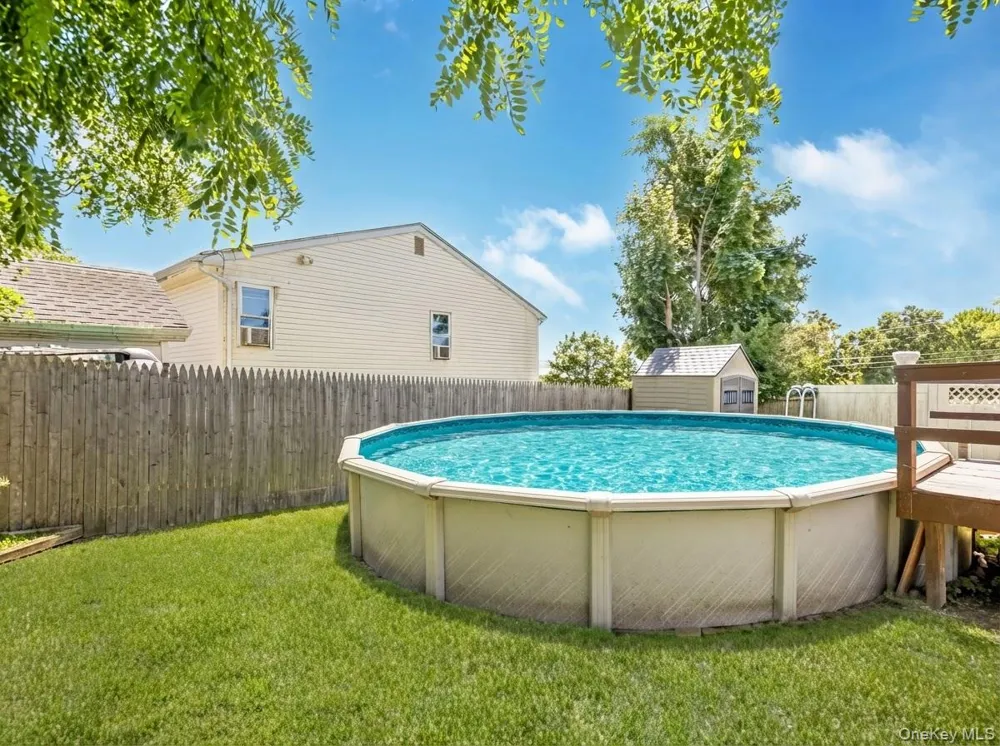 2401 Wave Avenue Medford, NY 11763