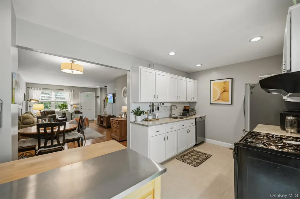 276 Temple Hill Road #2002 New Windsor, NY 12553