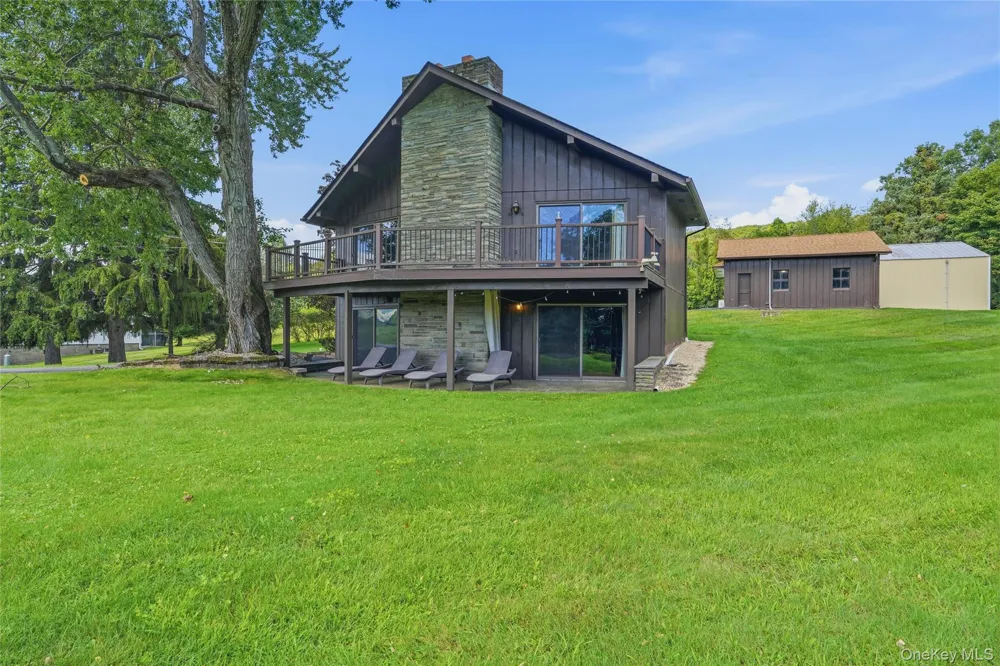 334 Plattekill Road Marlboro, NY 12542