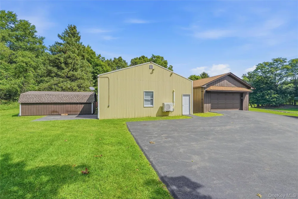 334 Plattekill Road Marlboro, NY 12542