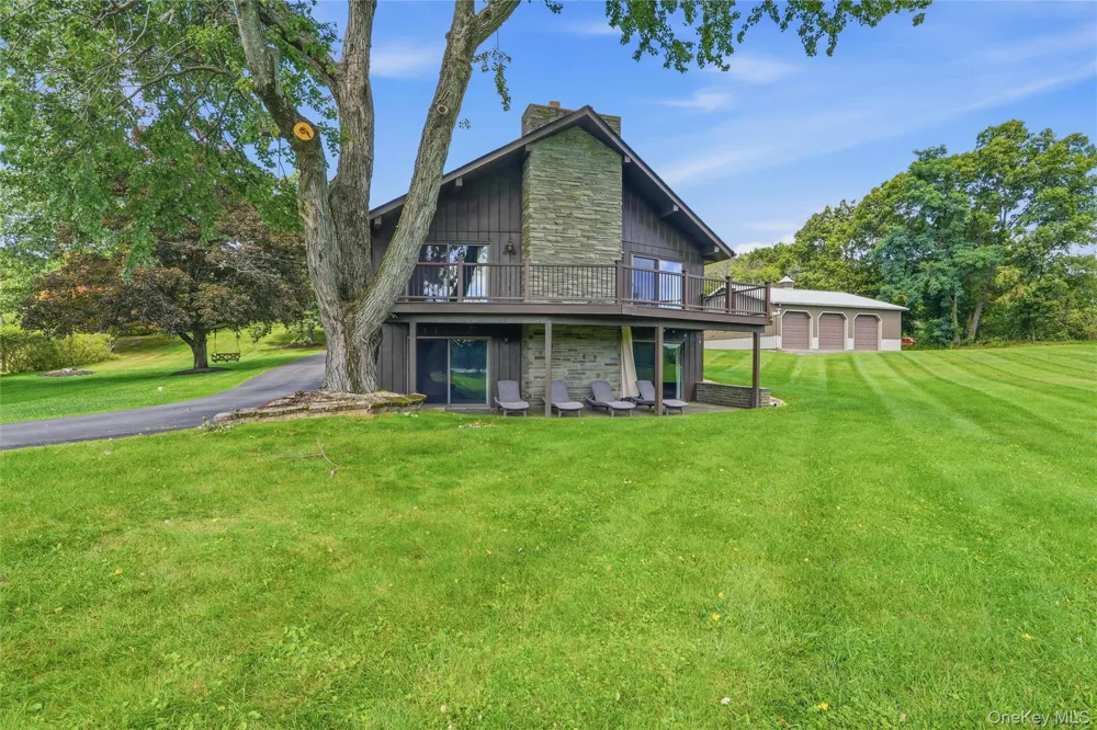 334 Plattekill Road Marlboro, NY 12542