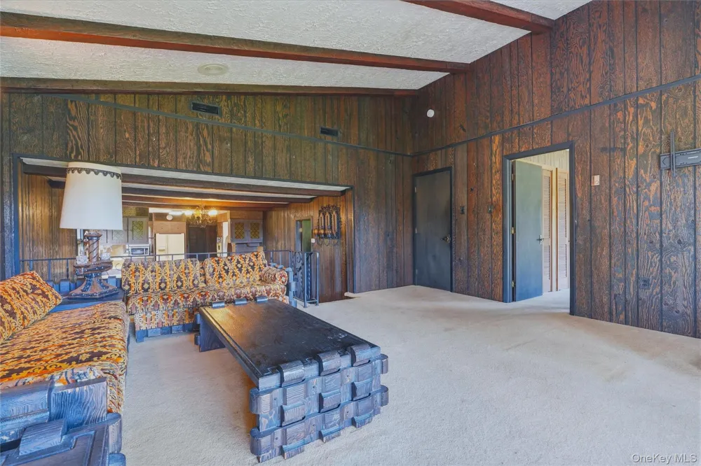 334 Plattekill Road Marlboro, NY 12542