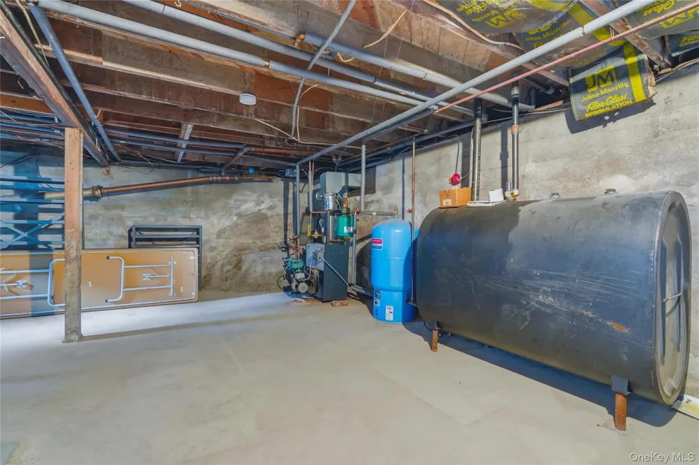 334 Plattekill Road Marlboro, NY 12542