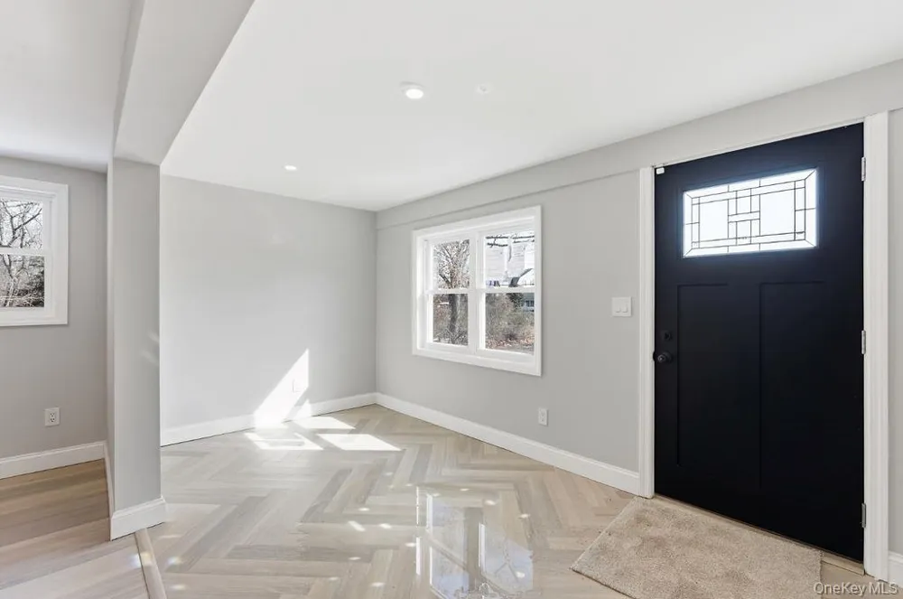 452 Montauk Highway East Quogue, NY 11942