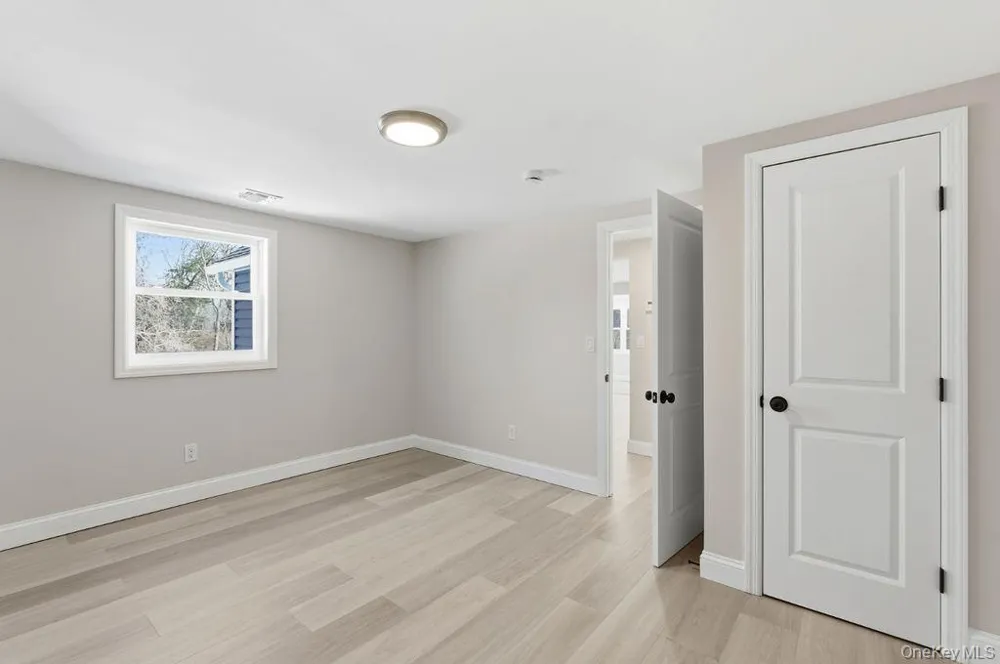 452 Montauk Highway East Quogue, NY 11942