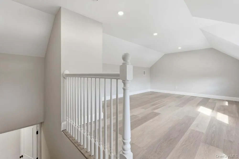452 Montauk Highway East Quogue, NY 11942