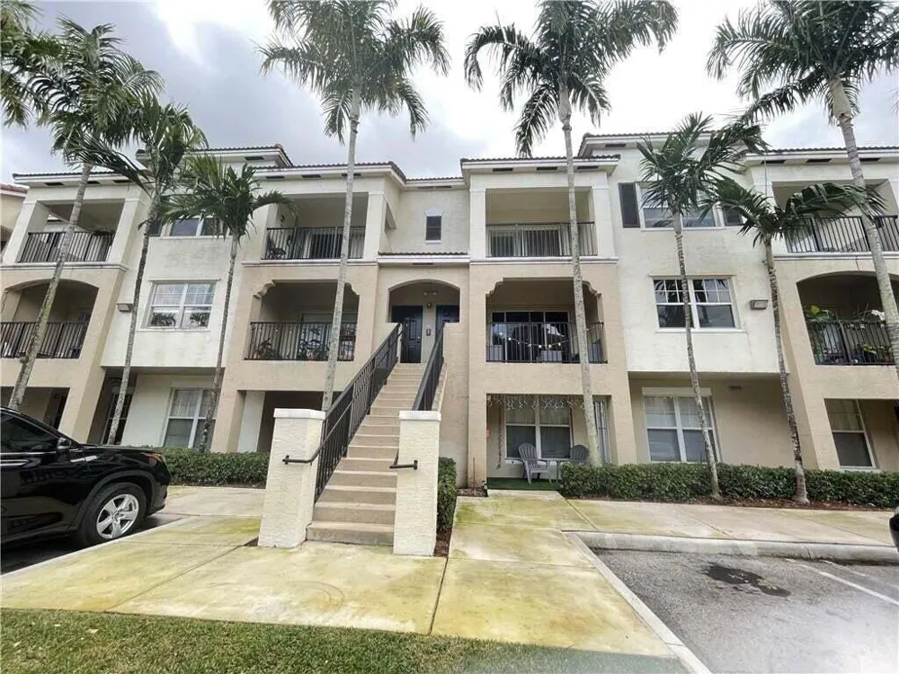 5820 W Sample Road #305 Coral Springs, FL 33063