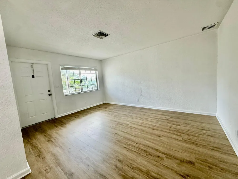 1671 NE 33rd Street #Apt 11 Pompano Beach, FL 33064