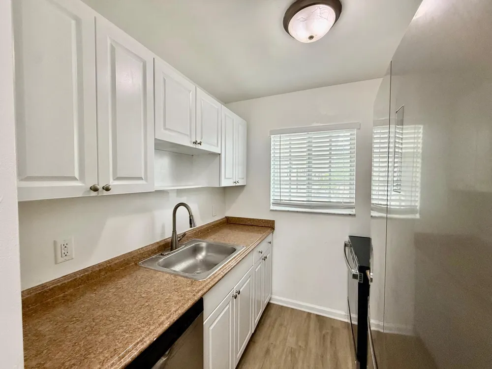 1671 NE 33rd Street #Apt 11 Pompano Beach, FL 33064