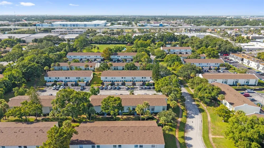 4227 LA PALMA COURT Tampa, FL 33611