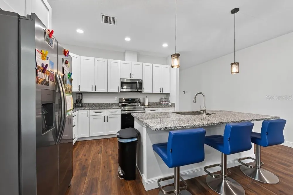8118 SEMMES STREET Tampa, FL 33604