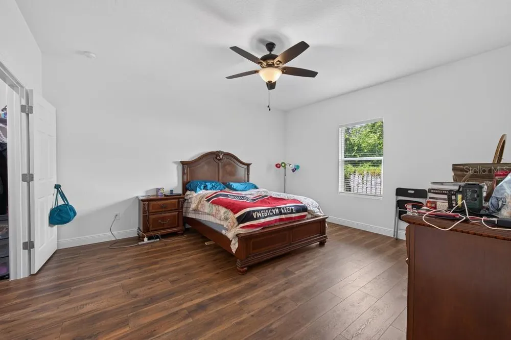 8118 SEMMES STREET Tampa, FL 33604