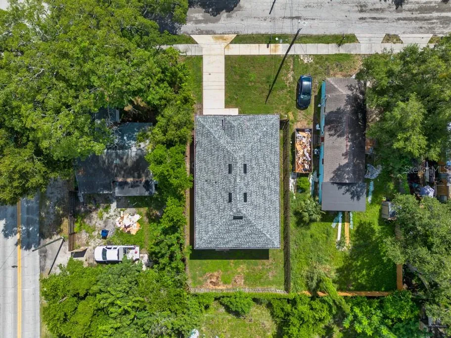 8118 SEMMES STREET Tampa, FL 33604