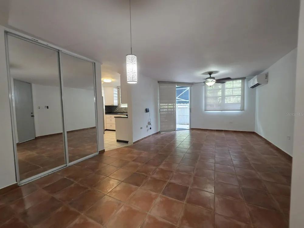 Cond. El Bosque LOS BAEZ #1602 Guaynabo, PR 00971
