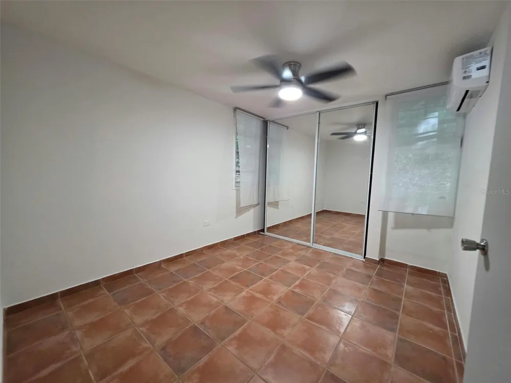 Cond. El Bosque LOS BAEZ #1602 Guaynabo, PR 00971