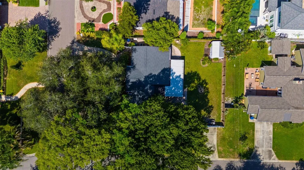 3401 W SEVILLA STREET Tampa, FL 33629
