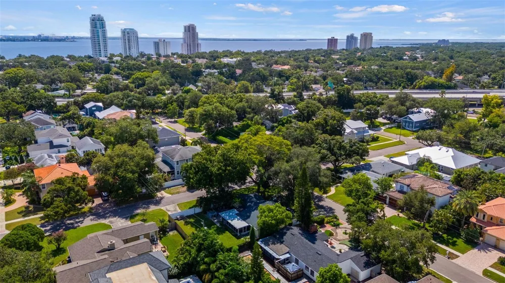 3401 W SEVILLA STREET Tampa, FL 33629
