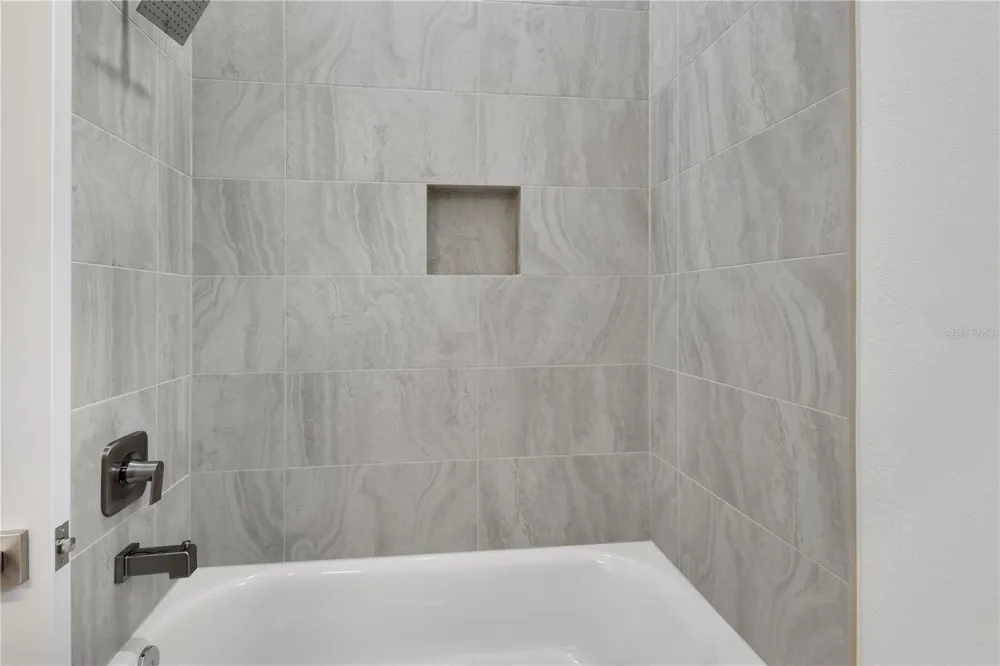 2770 MCKENZIE ROAD W Deland, FL 32724