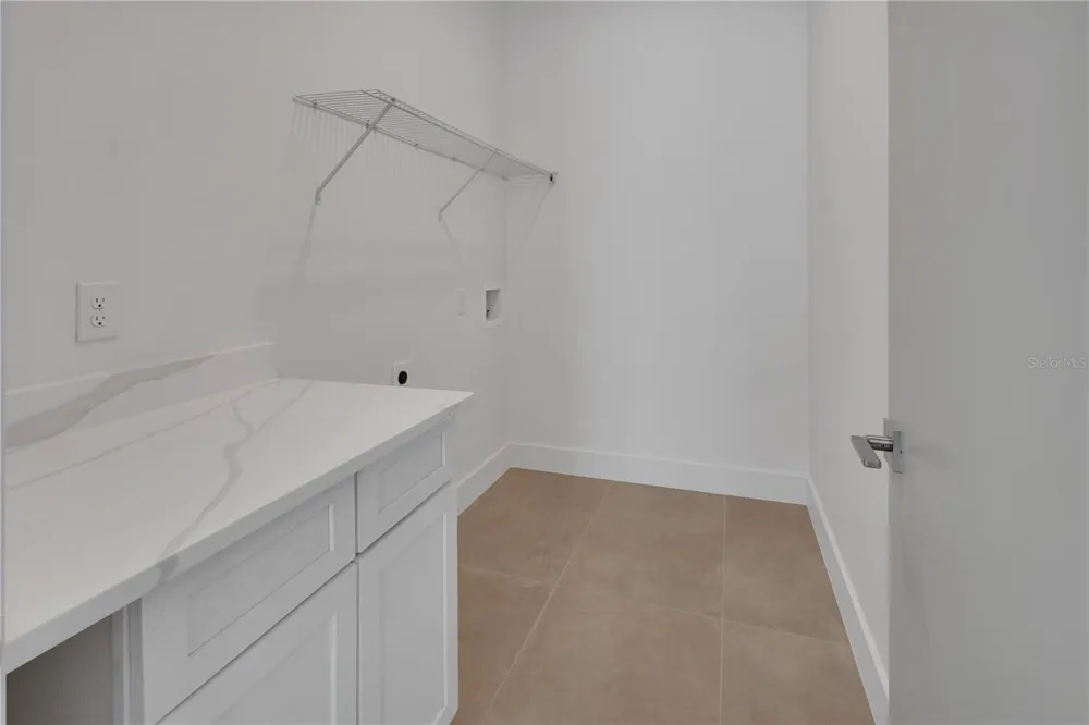 2770 MCKENZIE ROAD W Deland, FL 32724