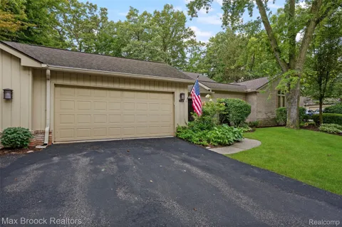 1188 Glenpointe Court