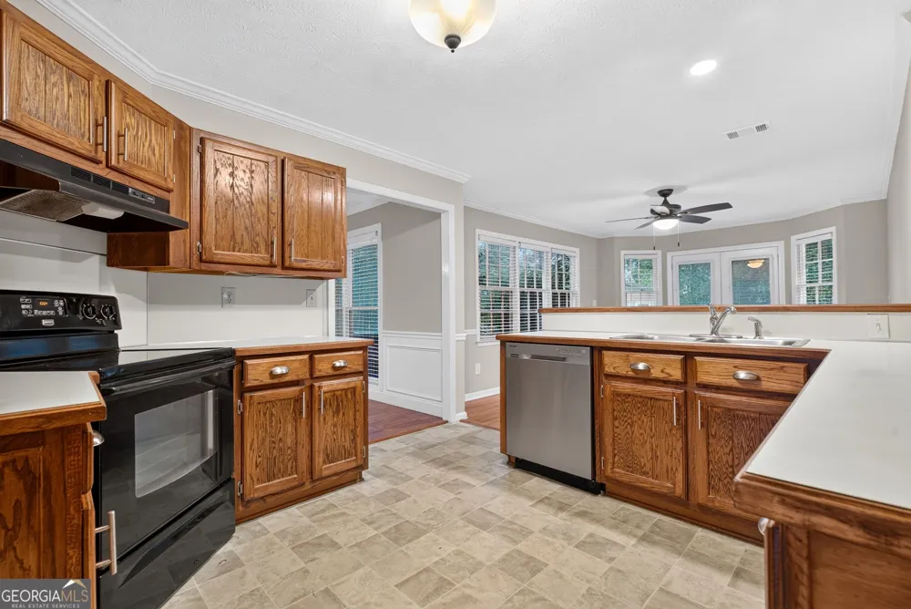 1880 Ashton Brooke LN Buford, GA 30519