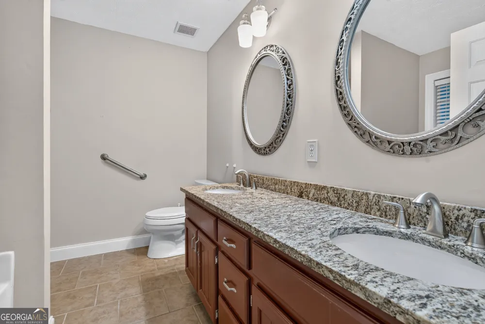 1880 Ashton Brooke LN Buford, GA 30519