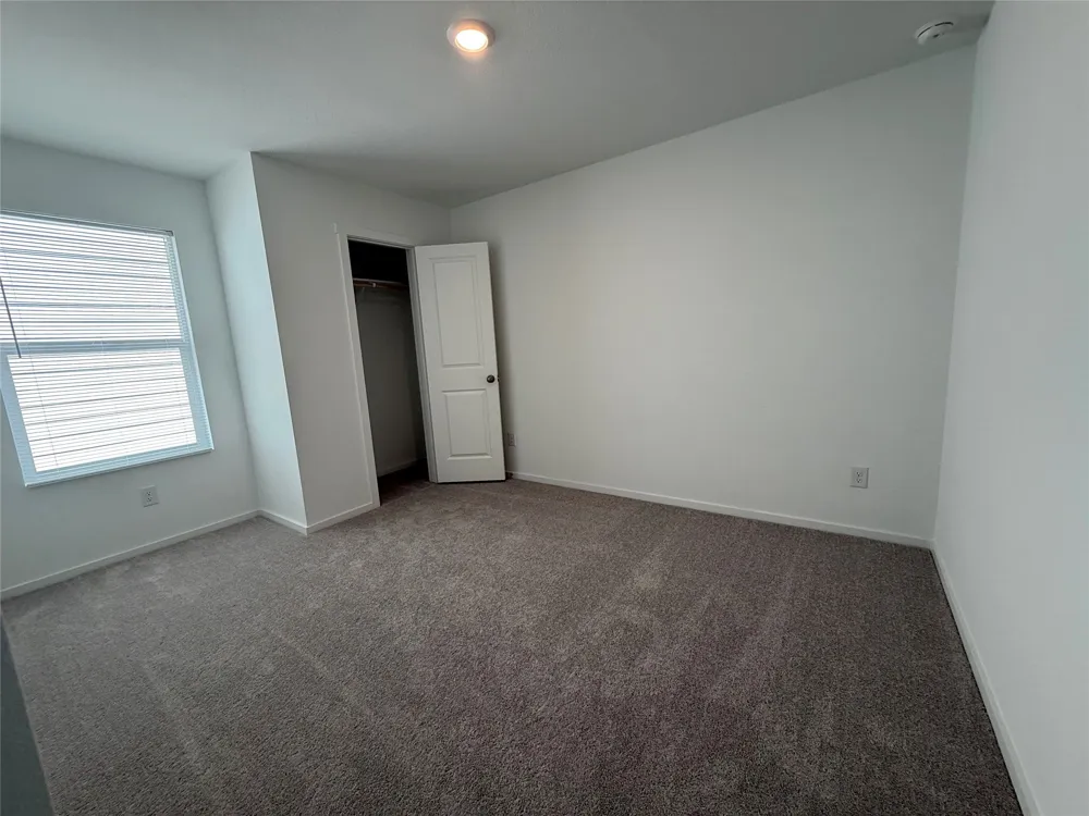 785 Whoopers Loop Uhland, TX 78640